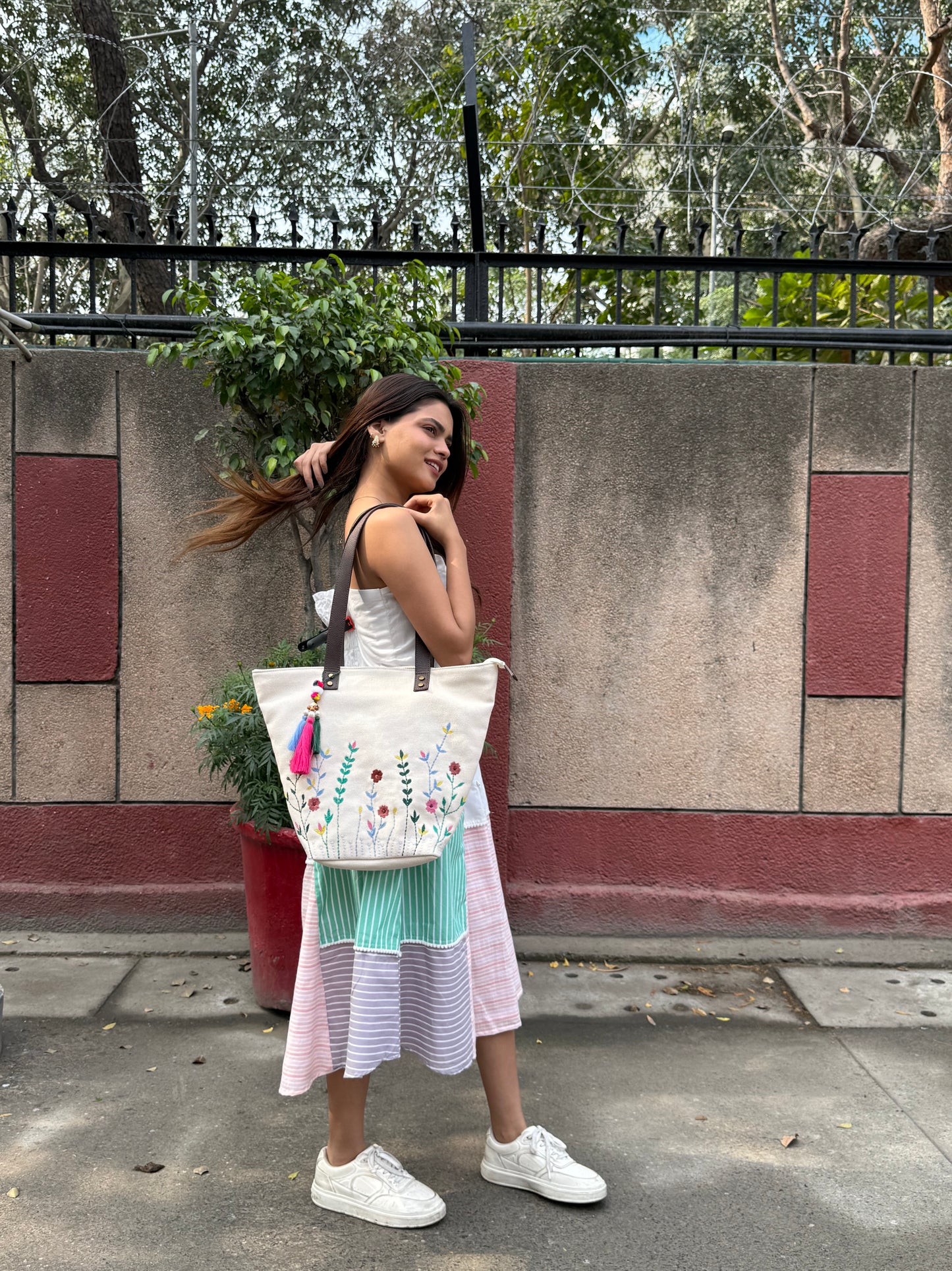The Bloom tote