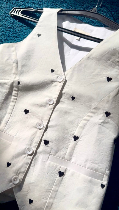 Adore vest